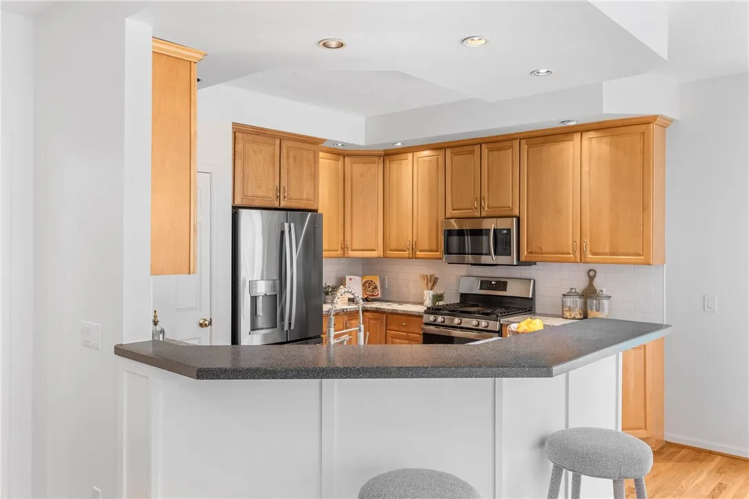 1539 Fieldcrest Drive, Webster, New York 14580, Webster, New York 14580, 4 Bedrooms Bedrooms, 10 Rooms Rooms,2 BathroomsBathrooms,Residential,Closed,1539 Fieldcrest Drive, Webster, New York 14580,R1609015