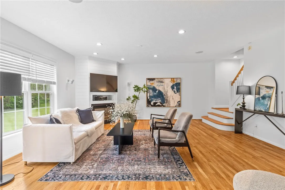 1539 Fieldcrest Drive, Webster, New York 14580, Webster, New York 14580, 4 Bedrooms Bedrooms, 10 Rooms Rooms,2 BathroomsBathrooms,Residential,Closed,1539 Fieldcrest Drive, Webster, New York 14580,R1609015