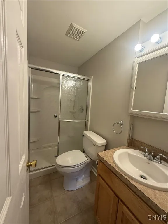 137 Watertree Drive, Dewitt, New York 13057, De Witt, New York 13057, 1 Bedroom Bedrooms, 4 Rooms Rooms,1 BathroomBathrooms,Residential,Closed,137 Watertree Drive, Dewitt, New York 13057,S1609641