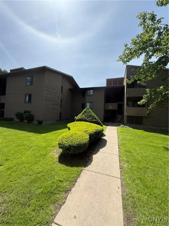 137 Watertree Drive, Dewitt, New York 13057, De Witt, New York 13057, 1 Bedroom Bedrooms, 4 Rooms Rooms,1 BathroomBathrooms,Residential,Closed,137 Watertree Drive, Dewitt, New York 13057,S1609641