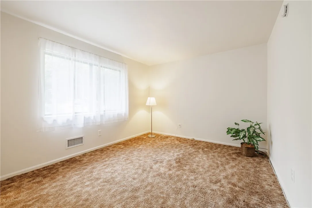 87 Lincoln Mills Road, East Rochester, New York 14, East Rochester, New York 14445, 2 Bedrooms Bedrooms, 5 Rooms Rooms,1 BathroomBathrooms,Residential,Closed,87 Lincoln Mills Road, East Rochester, New York 14,R1609355
