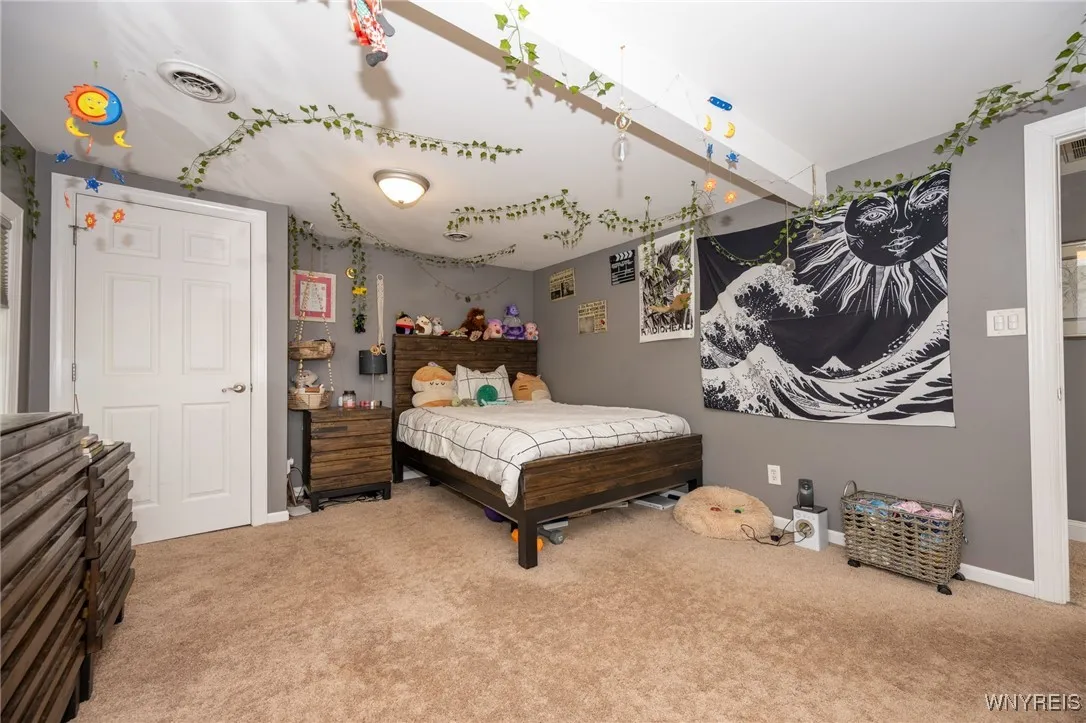 170 Thorn Avenue, Orchard Park, New York 14127, Orchard Park, New York 14127, 3 Bedrooms Bedrooms, 6 Rooms Rooms,2 BathroomsBathrooms,Residential,Closed,170 Thorn Avenue, Orchard Park, New York 14127,B1608857