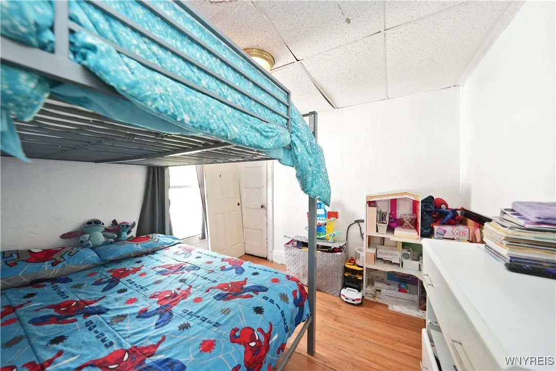 392 Humboldt Parkway, Buffalo, New York 14214, Buffalo, New York 14214, 4 Bedrooms Bedrooms, 8 Rooms Rooms,1 BathroomBathrooms,Residential,Closed,392 Humboldt Parkway, Buffalo, New York 14214,B1609091