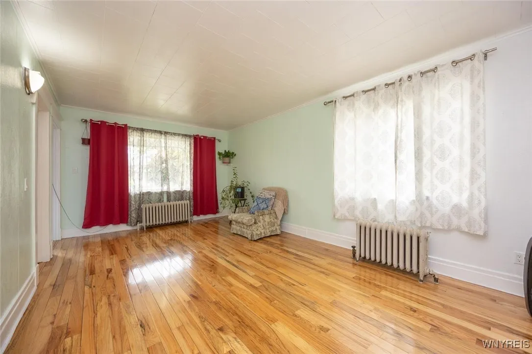 101 Regent Street, Buffalo, New York 14206, Buffalo, New York 14206, 3 Bedrooms Bedrooms, 8 Rooms Rooms,1 BathroomBathrooms,Residential Lease,Closed,101 Regent Street, Buffalo, New York 14206,B1610122