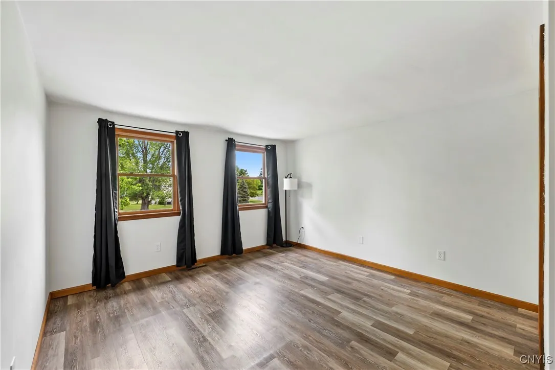 8005 Fir Dr Drive, Clay, New York 13041, Clay, New York 13041, 4 Bedrooms Bedrooms, 8 Rooms Rooms,2 BathroomsBathrooms,Residential,Closed,8005 Fir Dr Drive, Clay, New York 13041,S1610903