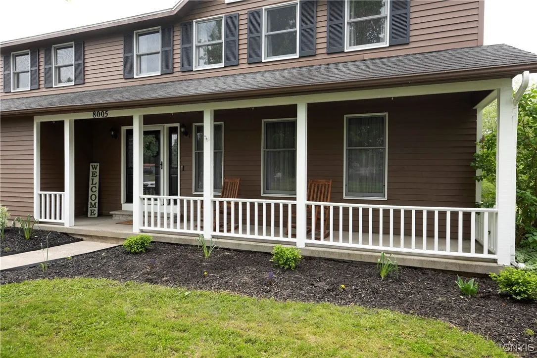 8005 Fir Dr Drive, Clay, New York 13041, Clay, New York 13041, 4 Bedrooms Bedrooms, 8 Rooms Rooms,2 BathroomsBathrooms,Residential,Closed,8005 Fir Dr Drive, Clay, New York 13041,S1610903