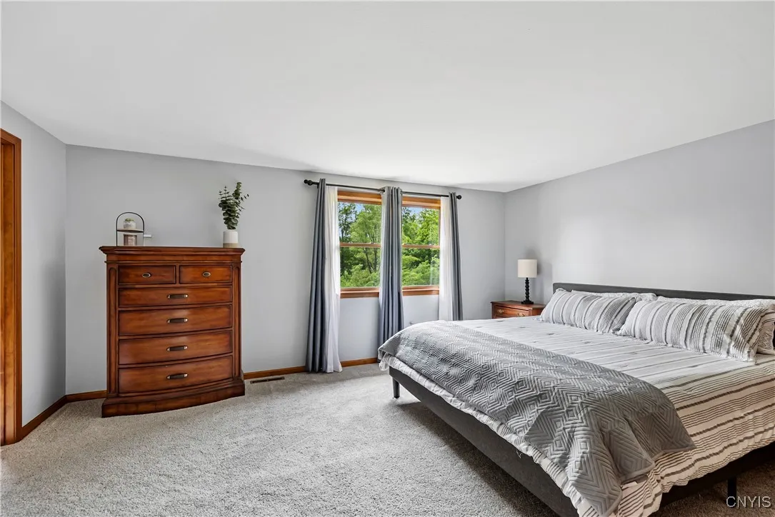 8005 Fir Dr Drive, Clay, New York 13041, Clay, New York 13041, 4 Bedrooms Bedrooms, 8 Rooms Rooms,2 BathroomsBathrooms,Residential,Closed,8005 Fir Dr Drive, Clay, New York 13041,S1610903