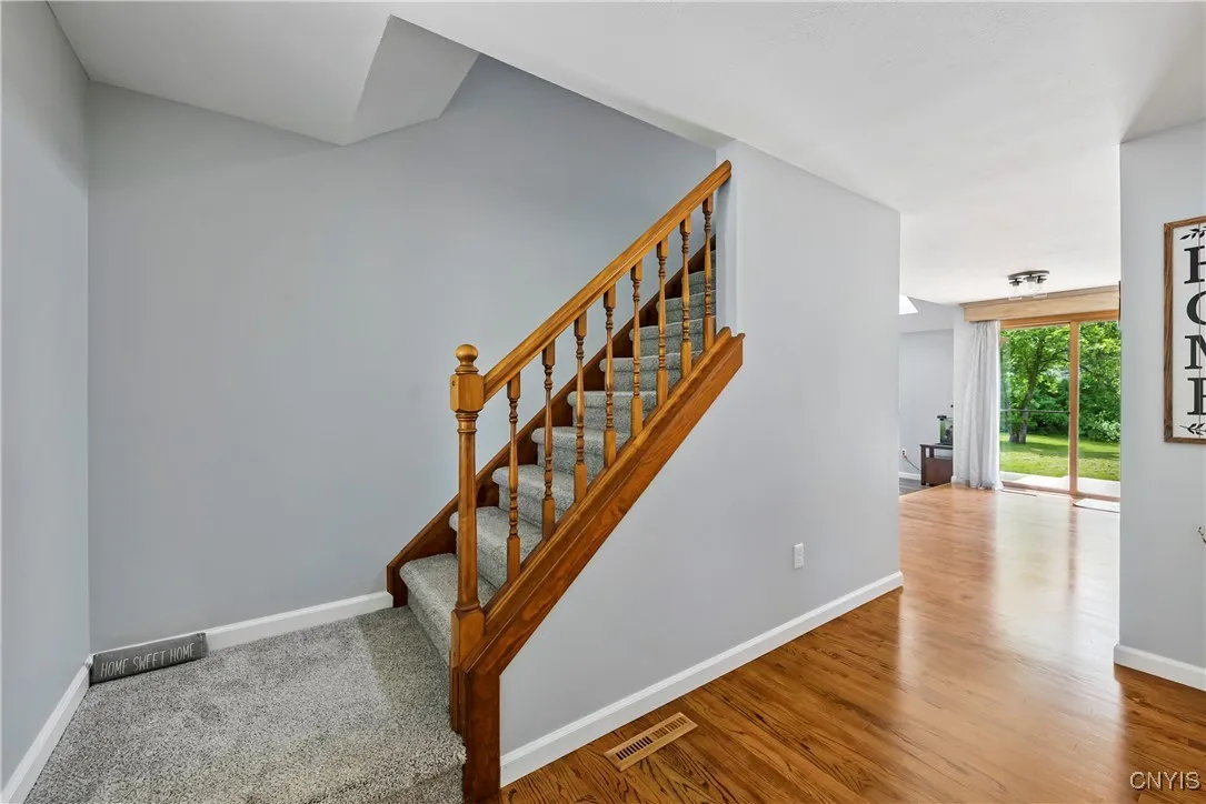 8005 Fir Dr Drive, Clay, New York 13041, Clay, New York 13041, 4 Bedrooms Bedrooms, 8 Rooms Rooms,2 BathroomsBathrooms,Residential,Closed,8005 Fir Dr Drive, Clay, New York 13041,S1610903