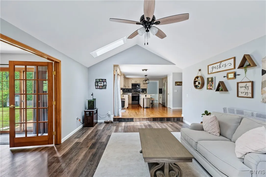8005 Fir Dr Drive, Clay, New York 13041, Clay, New York 13041, 4 Bedrooms Bedrooms, 8 Rooms Rooms,2 BathroomsBathrooms,Residential,Closed,8005 Fir Dr Drive, Clay, New York 13041,S1610903