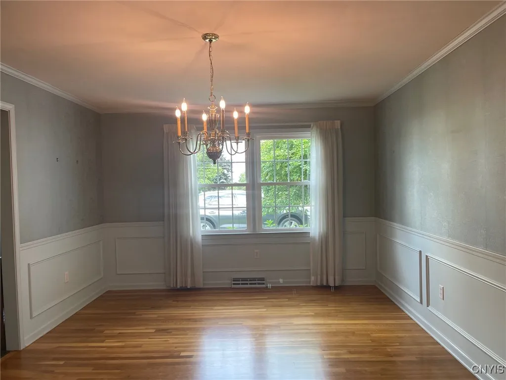 Formal dining room