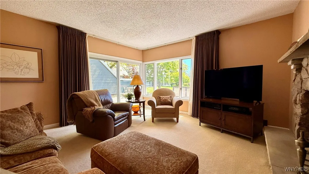 3134 East River Road, Grand Island, New York 14072, Grand Island, New York 14072, 3 Bedrooms Bedrooms, 6 Rooms Rooms,2 BathroomsBathrooms,Residential,For Sale,3134 East River Road, Grand Island, New York 14072,B1604617