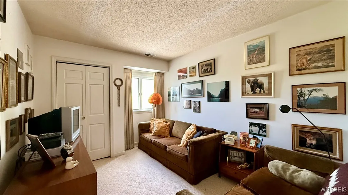 3134 East River Road, Grand Island, New York 14072, Grand Island, New York 14072, 3 Bedrooms Bedrooms, 6 Rooms Rooms,2 BathroomsBathrooms,Residential,For Sale,3134 East River Road, Grand Island, New York 14072,B1604617