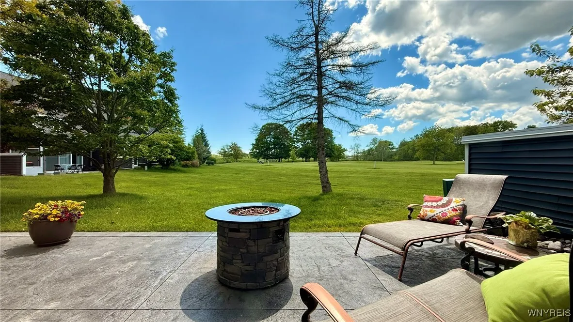 3134 East River Road, Grand Island, New York 14072, Grand Island, New York 14072, 3 Bedrooms Bedrooms, 6 Rooms Rooms,2 BathroomsBathrooms,Residential,For Sale,3134 East River Road, Grand Island, New York 14072,B1604617
