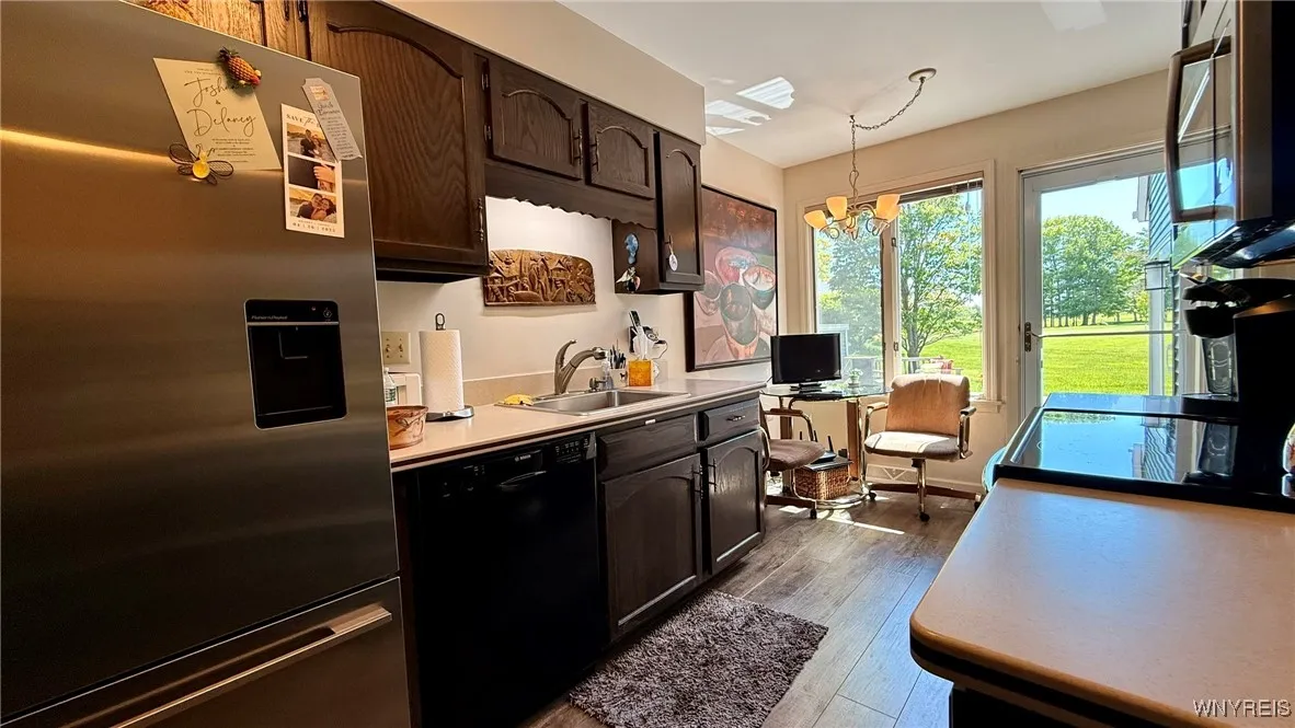 3134 East River Road, Grand Island, New York 14072, Grand Island, New York 14072, 3 Bedrooms Bedrooms, 6 Rooms Rooms,2 BathroomsBathrooms,Residential,For Sale,3134 East River Road, Grand Island, New York 14072,B1611000