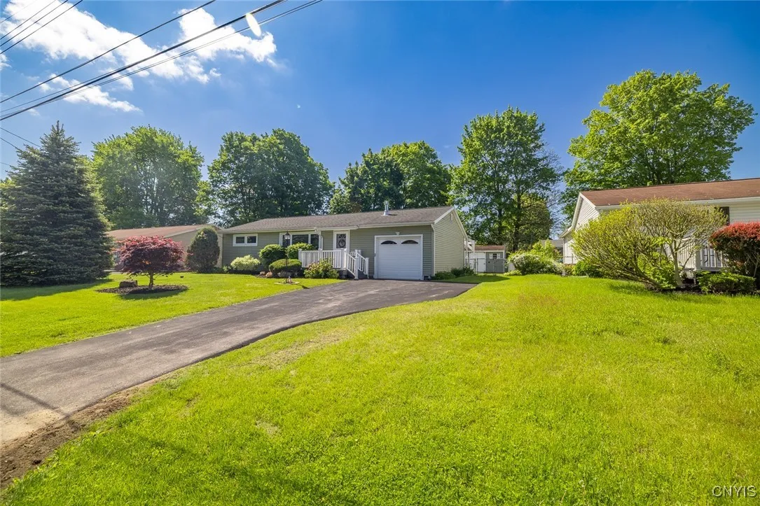 206 Baxton Street, Clay, New York 13212, Clay, New York 13212, 3 Bedrooms Bedrooms, 5 Rooms Rooms,1 BathroomBathrooms,Residential,Closed,206 Baxton Street, Clay, New York 13212,S1608197