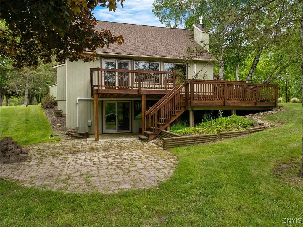 147 Crooked Lake Road, Tully, New York 13159, Tully, New York 13159, 4 Bedrooms Bedrooms, 9 Rooms Rooms,2 BathroomsBathrooms,Residential,Closed,147 Crooked Lake Road, Tully, New York 13159,0,S1610972