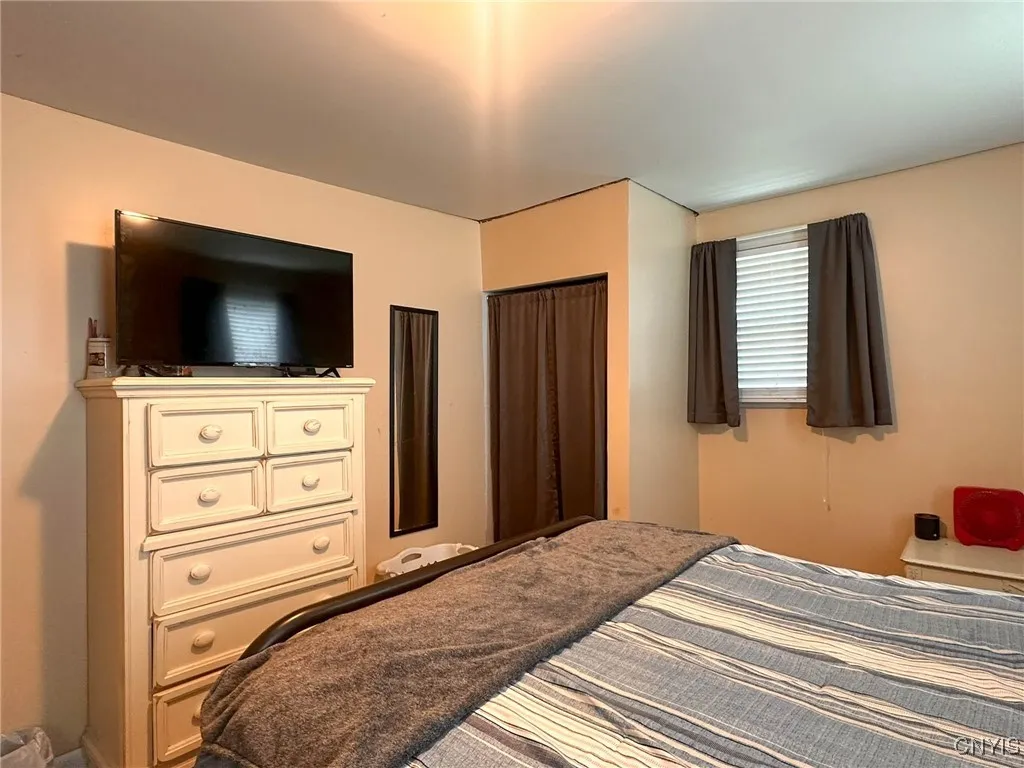 5276 Oneida Street, Verona, New York 13421, Verona, New York 13421, 5 Bedrooms Bedrooms, 10 Rooms Rooms,1 BathroomBathrooms,Residential,Closed,5276 Oneida Street, Verona, New York 13421,0,S1611014