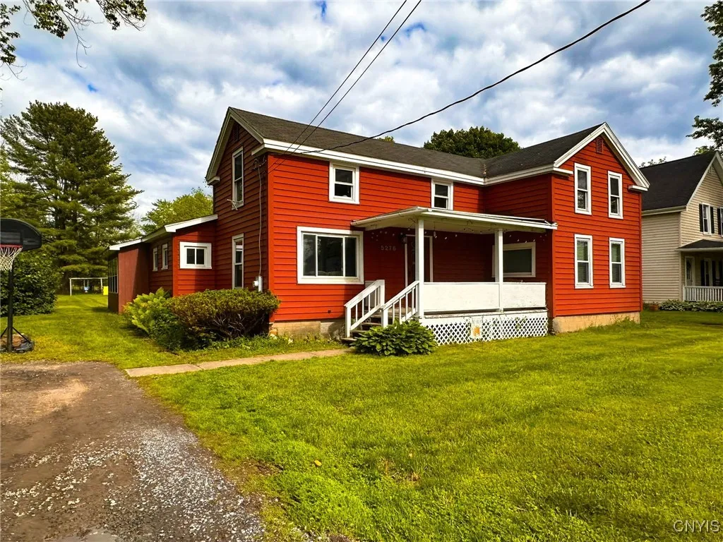 5276 Oneida Street, Verona, New York 13421, Verona, New York 13421, 5 Bedrooms Bedrooms, 10 Rooms Rooms,1 BathroomBathrooms,Residential,Closed,5276 Oneida Street, Verona, New York 13421,0,S1611014