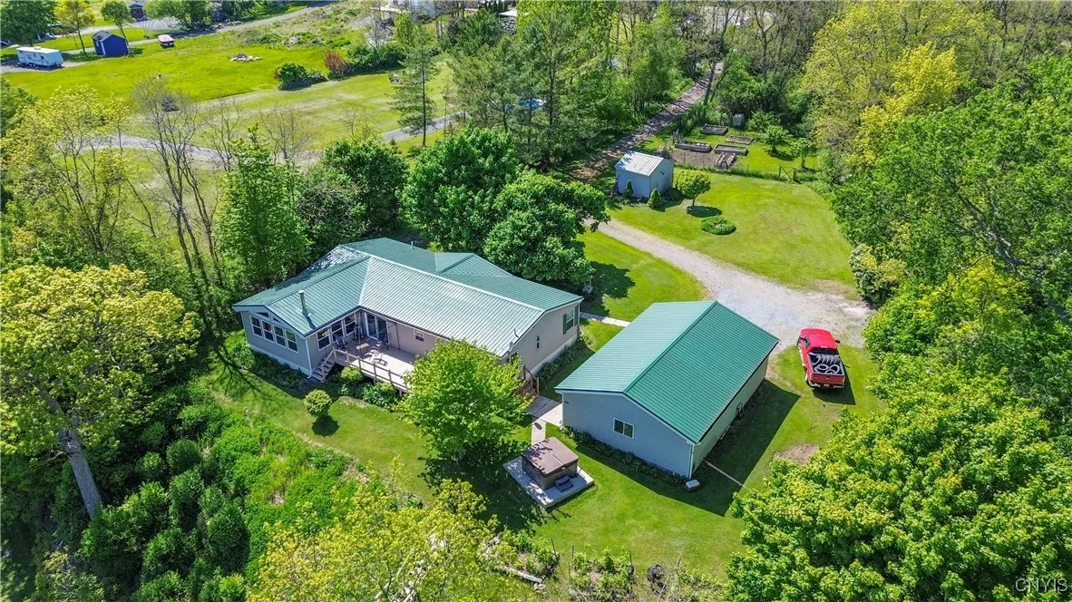 27226 County Route 57, Lyme, New York 13693, Lyme, New York 13693, 3 Bedrooms Bedrooms, 8 Rooms Rooms,2 BathroomsBathrooms,Residential,Closed,27226 County Route 57, Lyme, New York 13693,0,S1610803