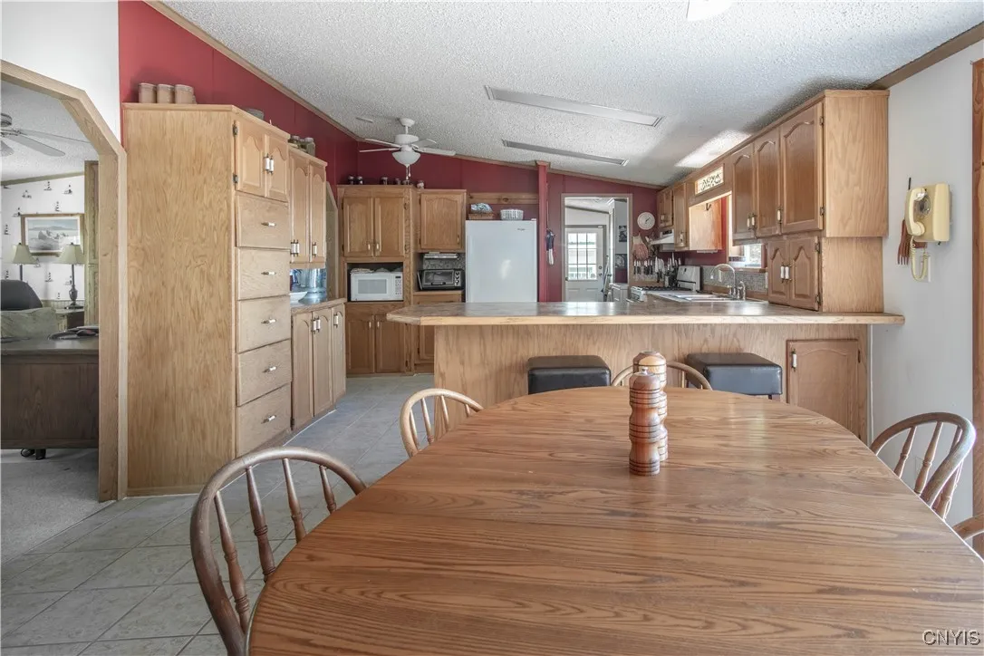 27226 County Route 57, Lyme, New York 13693, Lyme, New York 13693, 3 Bedrooms Bedrooms, 8 Rooms Rooms,2 BathroomsBathrooms,Residential,Closed,27226 County Route 57, Lyme, New York 13693,0,S1610803