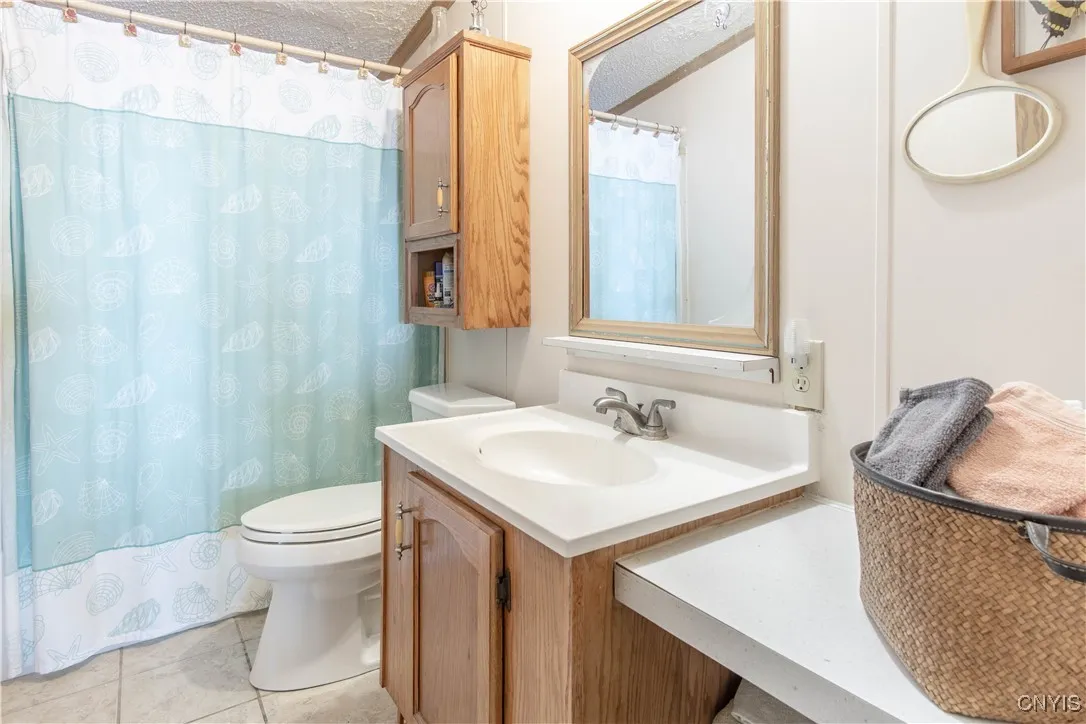 27226 County Route 57, Lyme, New York 13693, Lyme, New York 13693, 3 Bedrooms Bedrooms, 8 Rooms Rooms,2 BathroomsBathrooms,Residential,Closed,27226 County Route 57, Lyme, New York 13693,0,S1610803