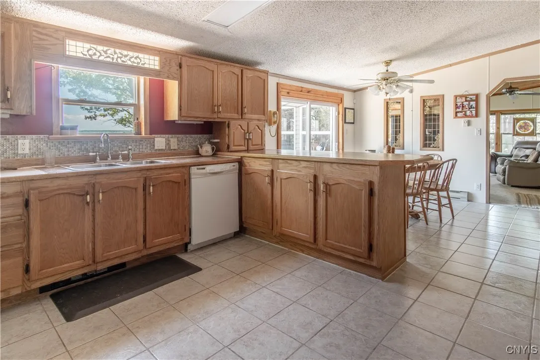 27226 County Route 57, Lyme, New York 13693, Lyme, New York 13693, 3 Bedrooms Bedrooms, 8 Rooms Rooms,2 BathroomsBathrooms,Residential,Closed,27226 County Route 57, Lyme, New York 13693,0,S1610803