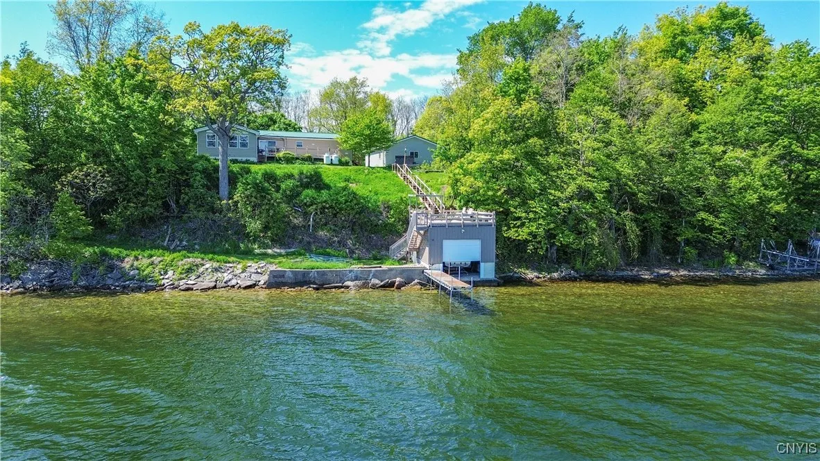 27226 County Route 57, Lyme, New York 13693, Lyme, New York 13693, 3 Bedrooms Bedrooms, 8 Rooms Rooms,2 BathroomsBathrooms,Residential,Closed,27226 County Route 57, Lyme, New York 13693,0,S1610803