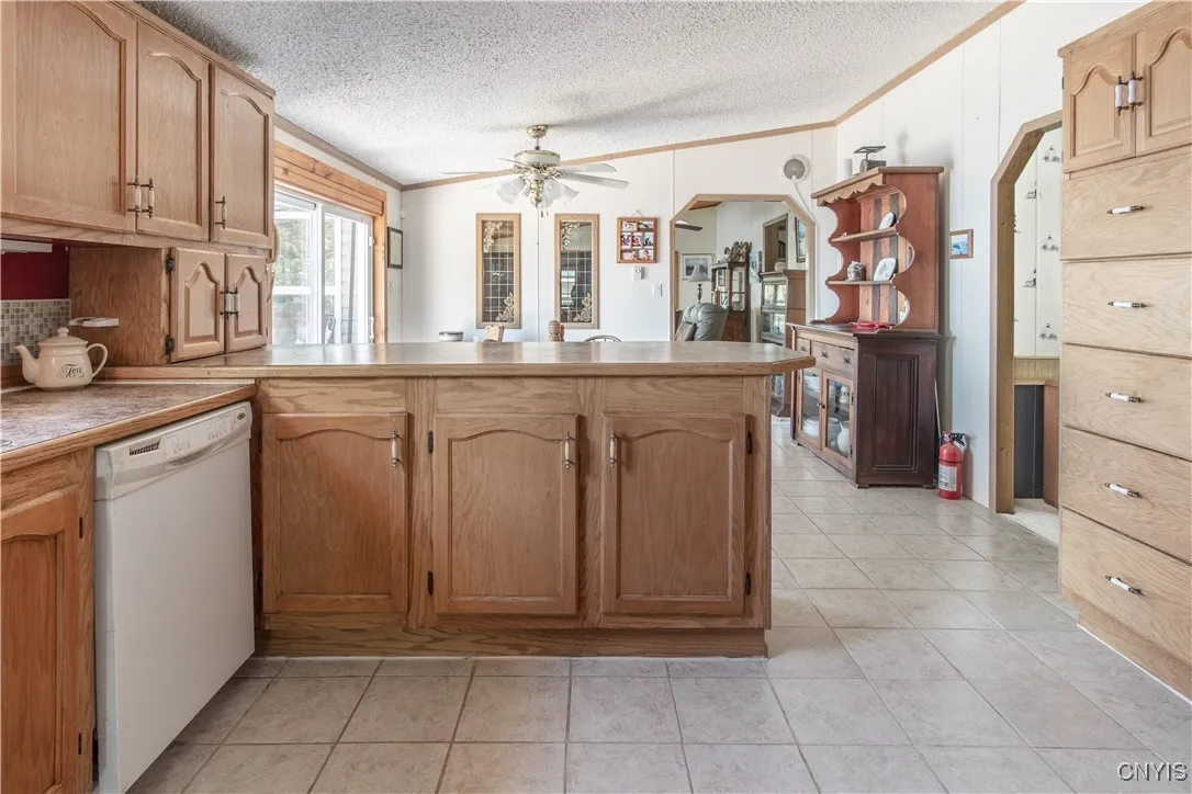 27226 County Route 57, Lyme, New York 13693, Lyme, New York 13693, 3 Bedrooms Bedrooms, 8 Rooms Rooms,2 BathroomsBathrooms,Residential,Closed,27226 County Route 57, Lyme, New York 13693,0,S1610803