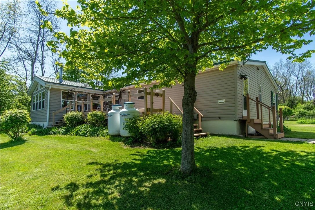 27226 County Route 57, Lyme, New York 13693, Lyme, New York 13693, 3 Bedrooms Bedrooms, 8 Rooms Rooms,2 BathroomsBathrooms,Residential,Closed,27226 County Route 57, Lyme, New York 13693,0,S1610803