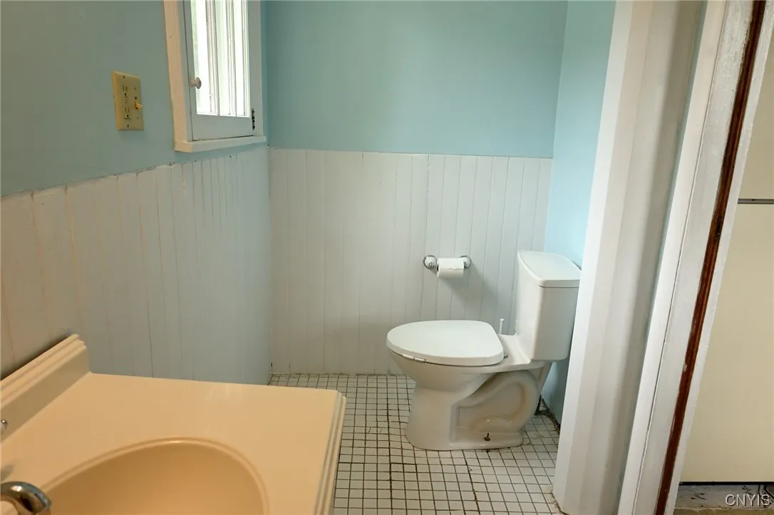 801 Ballantyne Road, Syracuse, New York 13207, Syracuse, New York 13207, 2 Bedrooms Bedrooms, 5 Rooms Rooms,1 BathroomBathrooms,Residential,Closed,801 Ballantyne Road, Syracuse, New York 13207,S1610916