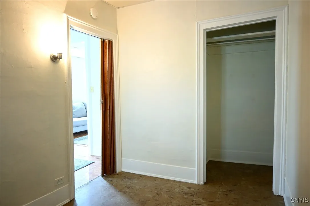 801 Ballantyne Road, Syracuse, New York 13207, Syracuse, New York 13207, 2 Bedrooms Bedrooms, 5 Rooms Rooms,1 BathroomBathrooms,Residential,Closed,801 Ballantyne Road, Syracuse, New York 13207,S1610916