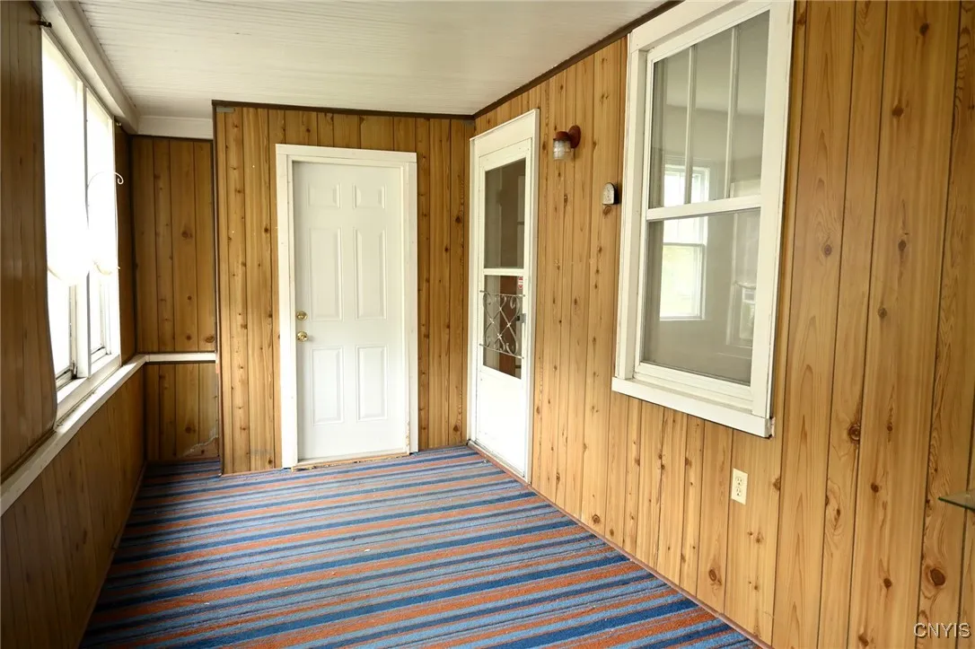 801 Ballantyne Road, Syracuse, New York 13207, Syracuse, New York 13207, 2 Bedrooms Bedrooms, 5 Rooms Rooms,1 BathroomBathrooms,Residential,Closed,801 Ballantyne Road, Syracuse, New York 13207,S1610916