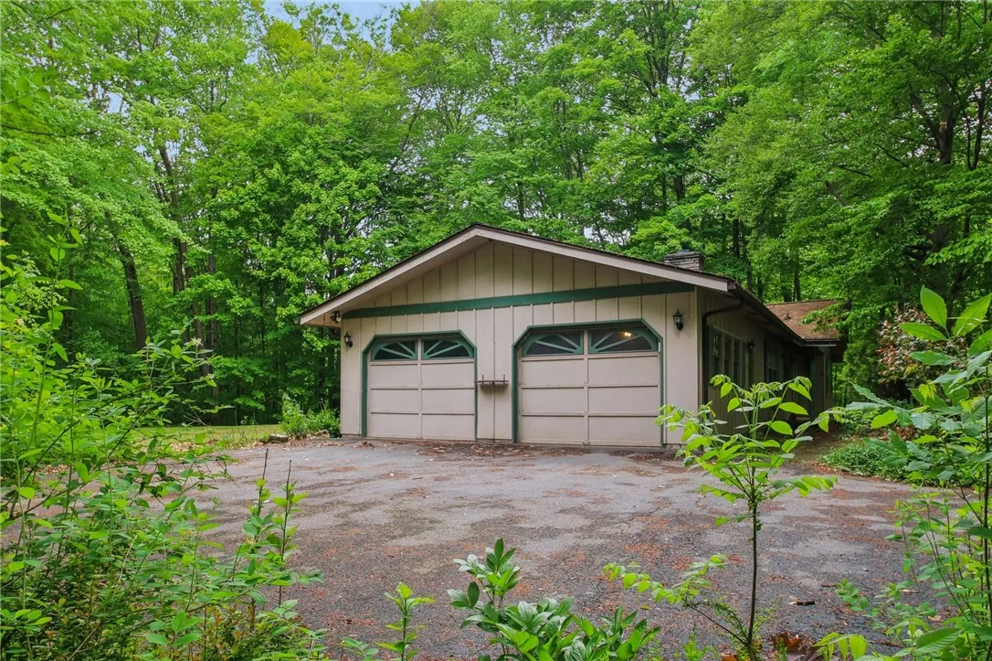 2463 Roosevelt Highway, Hamlin, New York 14464, Hamlin, New York 14464, 5 Bedrooms Bedrooms, 7 Rooms Rooms,2 BathroomsBathrooms,Residential,Closed,2463 Roosevelt Highway, Hamlin, New York 14464,R1610705