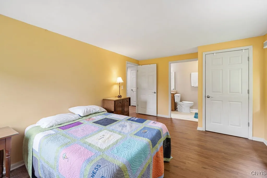 4962 Tall Oaks Drive, Manlius, New York 13066, Manlius, New York 13066, 5 Bedrooms Bedrooms, 10 Rooms Rooms,3 BathroomsBathrooms,Residential,For Sale,4962 Tall Oaks Drive, Manlius, New York 13066,S1609975