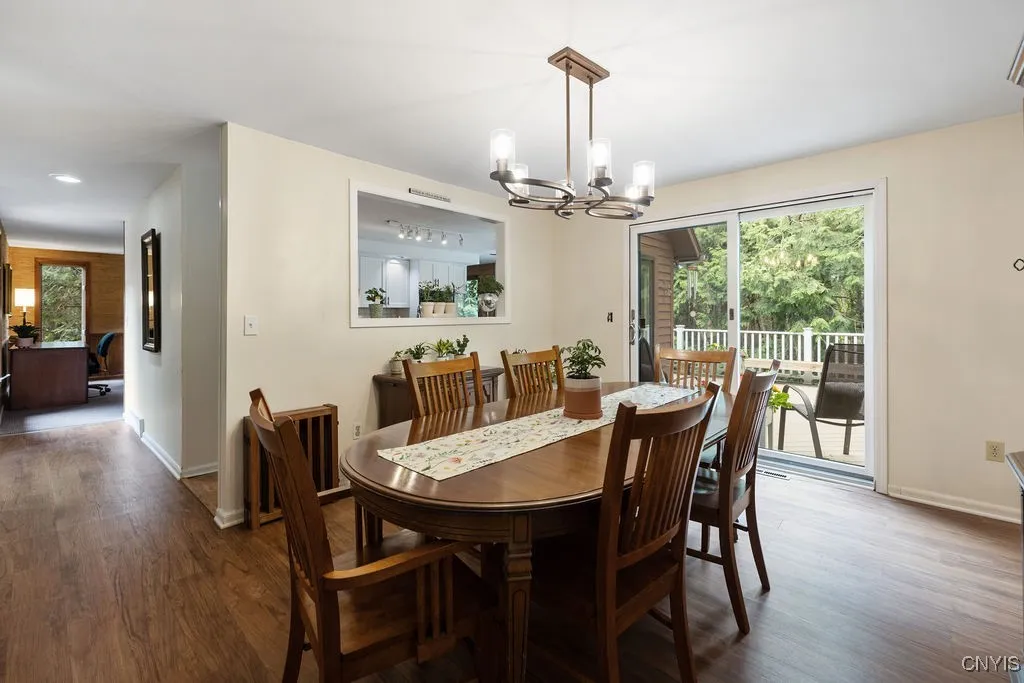 4962 Tall Oaks Drive, Manlius, New York 13066, Manlius, New York 13066, 5 Bedrooms Bedrooms, 10 Rooms Rooms,3 BathroomsBathrooms,Residential,For Sale,4962 Tall Oaks Drive, Manlius, New York 13066,S1609975