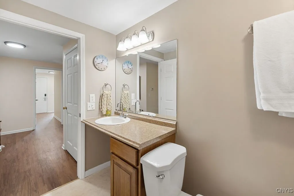 4962 Tall Oaks Drive, Manlius, New York 13066, Manlius, New York 13066, 5 Bedrooms Bedrooms, 10 Rooms Rooms,3 BathroomsBathrooms,Residential,For Sale,4962 Tall Oaks Drive, Manlius, New York 13066,S1609975