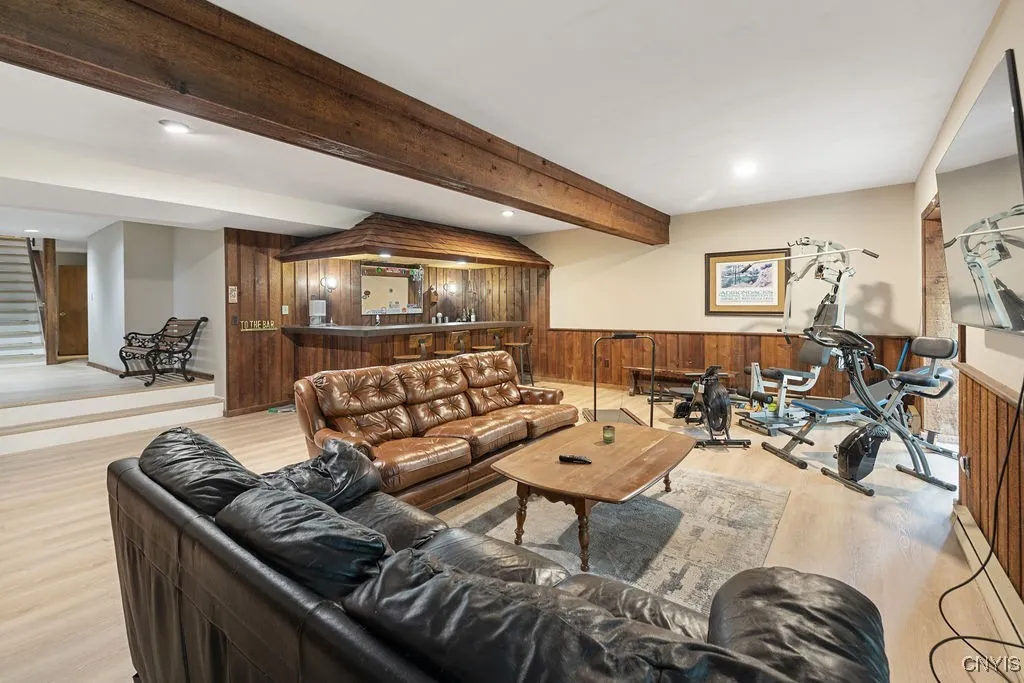 4962 Tall Oaks Drive, Manlius, New York 13066, Manlius, New York 13066, 5 Bedrooms Bedrooms, 10 Rooms Rooms,3 BathroomsBathrooms,Residential,For Sale,4962 Tall Oaks Drive, Manlius, New York 13066,S1609975