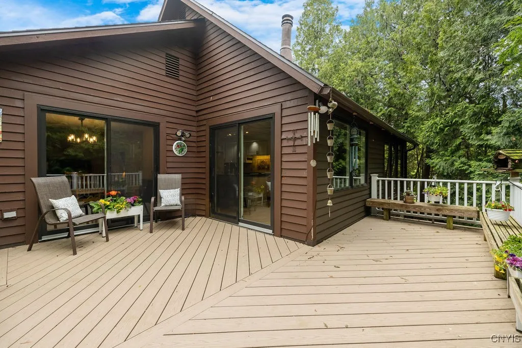 4962 Tall Oaks Drive, Manlius, New York 13066, Manlius, New York 13066, 5 Bedrooms Bedrooms, 10 Rooms Rooms,3 BathroomsBathrooms,Residential,For Sale,4962 Tall Oaks Drive, Manlius, New York 13066,S1609975