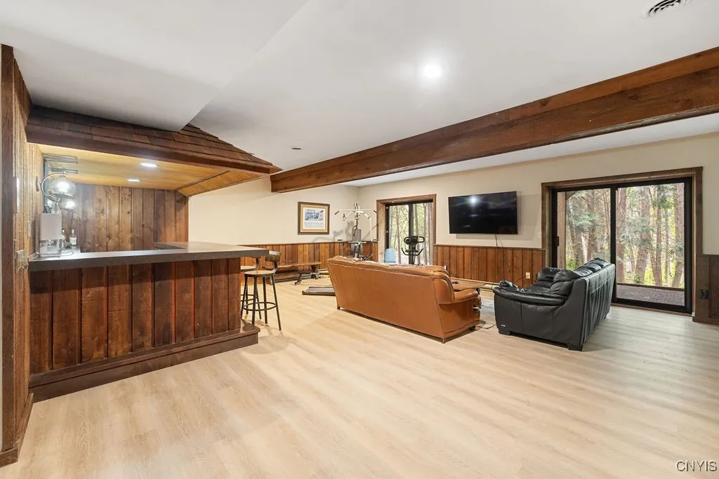 4962 Tall Oaks Drive, Manlius, New York 13066, Manlius, New York 13066, 5 Bedrooms Bedrooms, 10 Rooms Rooms,3 BathroomsBathrooms,Residential,For Sale,4962 Tall Oaks Drive, Manlius, New York 13066,S1609975