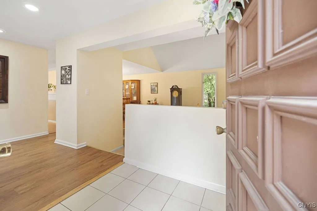 4962 Tall Oaks Drive, Manlius, New York 13066, Manlius, New York 13066, 5 Bedrooms Bedrooms, 10 Rooms Rooms,3 BathroomsBathrooms,Residential,For Sale,4962 Tall Oaks Drive, Manlius, New York 13066,S1609975