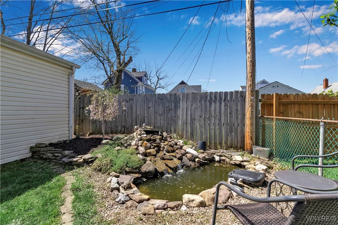 220 Fairfield Avenue, Tonawanda-town, New York 142, Tonawanda, New York 14223, 3 Bedrooms Bedrooms, 6 Rooms Rooms,1 BathroomBathrooms,Residential,Closed,220 Fairfield Avenue, Tonawanda-town, New York 142,B1610309