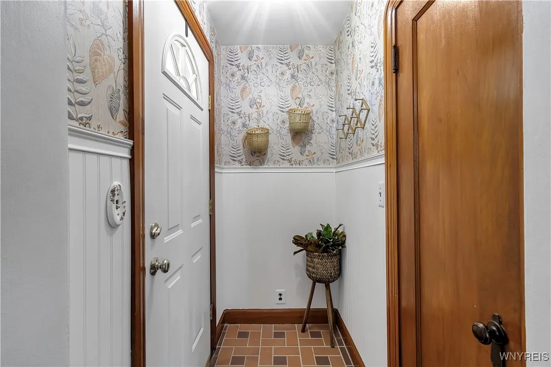 220 Fairfield Avenue, Tonawanda-town, New York 142, Tonawanda, New York 14223, 3 Bedrooms Bedrooms, 6 Rooms Rooms,1 BathroomBathrooms,Residential,Closed,220 Fairfield Avenue, Tonawanda-town, New York 142,B1610309