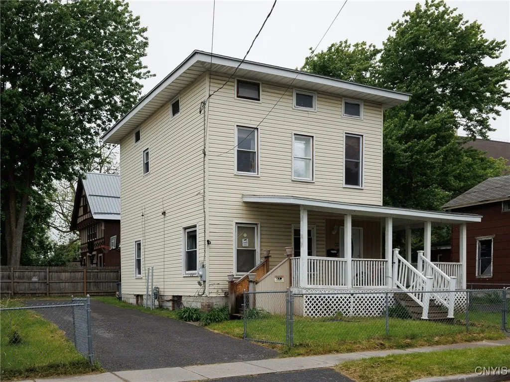 416 Gotham Street, Watertown-city, New York 13601, Watertown City, New York 13601, 5 Bedrooms Bedrooms, 10 Rooms Rooms,2 BathroomsBathrooms,Residential,Closed,416 Gotham Street, Watertown-city, New York 13601,0,S1611083
