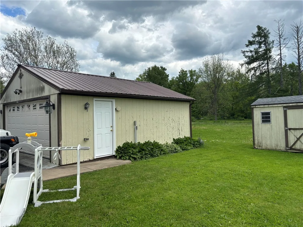 120 Mill Street, Horseheads, New York 14816, Horseheads, New York 14816, 3 Bedrooms Bedrooms, 9 Rooms Rooms,1 BathroomBathrooms,Residential,Closed,120 Mill Street, Horseheads, New York 14816,0,R1610928