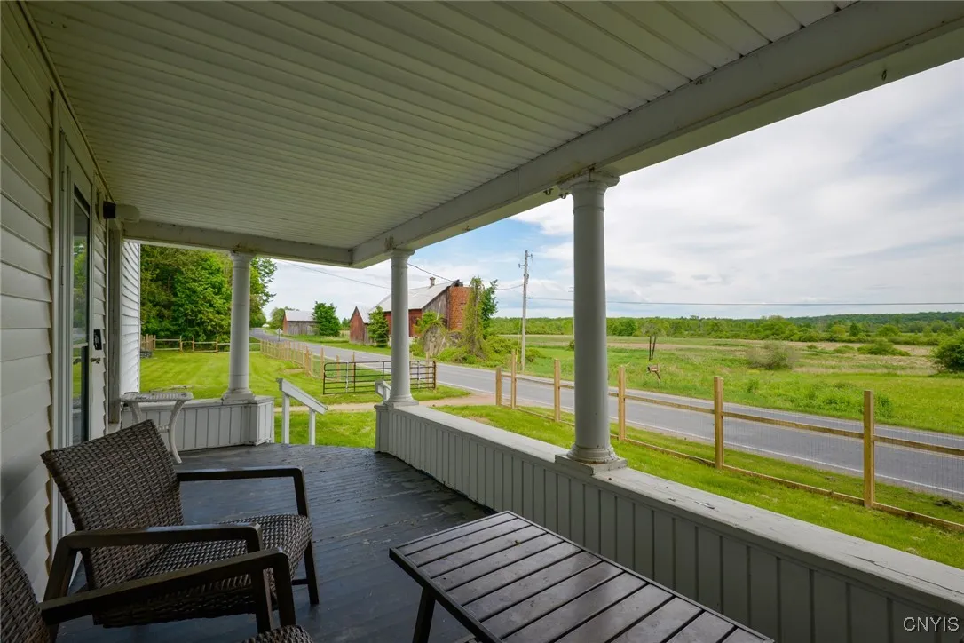 17705 County Route 11, Clayton, New York 13656, Clayton, New York 13656, 4 Bedrooms Bedrooms, 10 Rooms Rooms,2 BathroomsBathrooms,Residential,Closed,17705 County Route 11, Clayton, New York 13656,0,S1610073