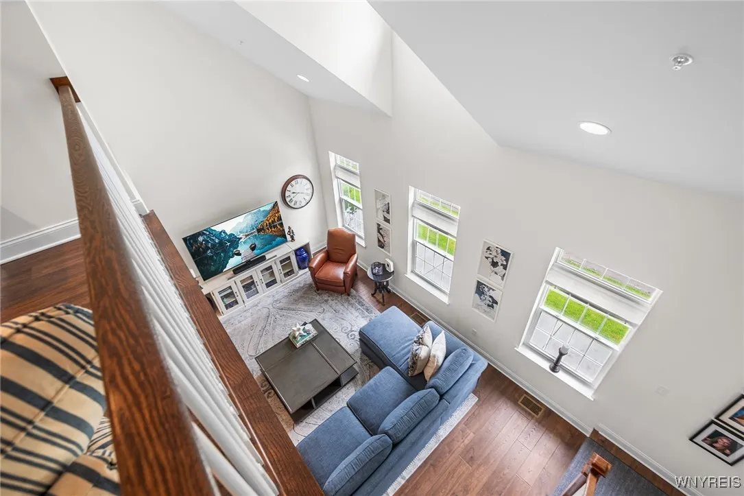 107 California Drive G, Amherst, New York 14221, Amherst, New York 14221, 3 Bedrooms Bedrooms, 6 Rooms Rooms,3 BathroomsBathrooms,Residential,For Sale,107 California Drive G, Amherst, New York 14221,B1611034