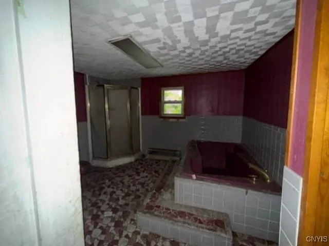431 Elk Street, Albany, New York 12206, Albany, New York 12206, 3 Bedrooms Bedrooms, 6 Rooms Rooms,1 BathroomBathrooms,Residential,Closed,431 Elk Street, Albany, New York 12206,S1611141