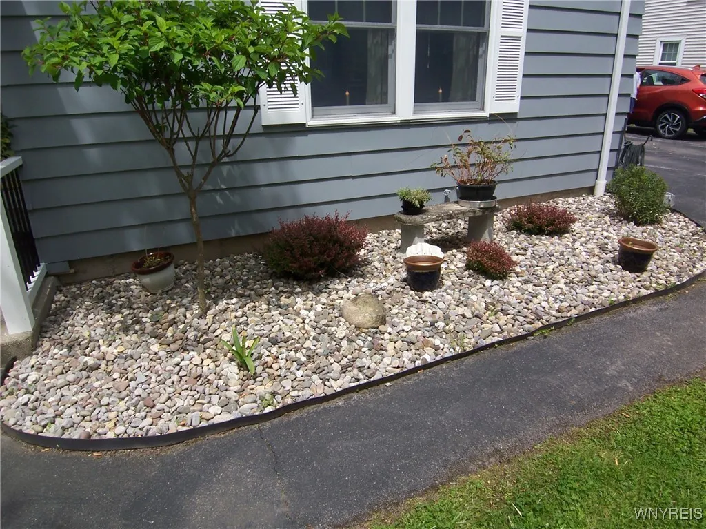 8330 Greiner Road, Clarence, New York 14221, Clarence, New York 14221, 3 Bedrooms Bedrooms, 6 Rooms Rooms,2 BathroomsBathrooms,Residential,Closed,8330 Greiner Road, Clarence, New York 14221,B1611125