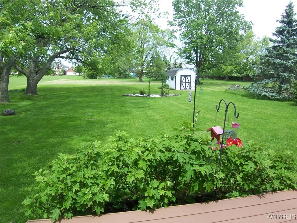 8330 Greiner Road, Clarence, New York 14221, Clarence, New York 14221, 3 Bedrooms Bedrooms, 6 Rooms Rooms,2 BathroomsBathrooms,Residential,Closed,8330 Greiner Road, Clarence, New York 14221,B1611125