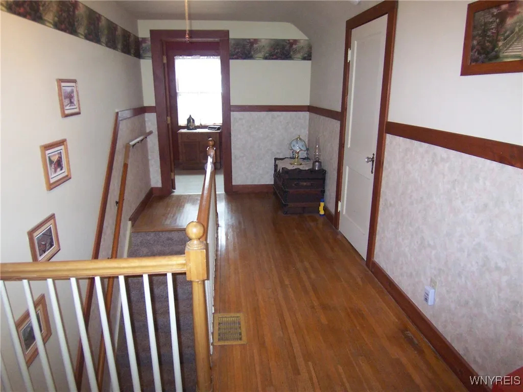 8330 Greiner Road, Clarence, New York 14221, Clarence, New York 14221, 3 Bedrooms Bedrooms, 6 Rooms Rooms,2 BathroomsBathrooms,Residential,Closed,8330 Greiner Road, Clarence, New York 14221,B1611125